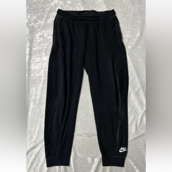 Nike sweatpants jogger - Picture 2 of 7
